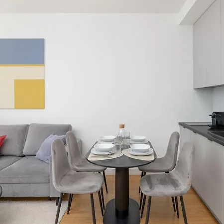 2-bedroom Premium Grzybowska وارسو